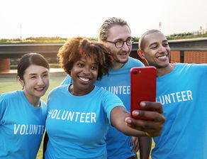 九游体育官网入口-凯恩·瑞安：在场上不断完善自我，逐渐成为全黑队的不可或缺球员