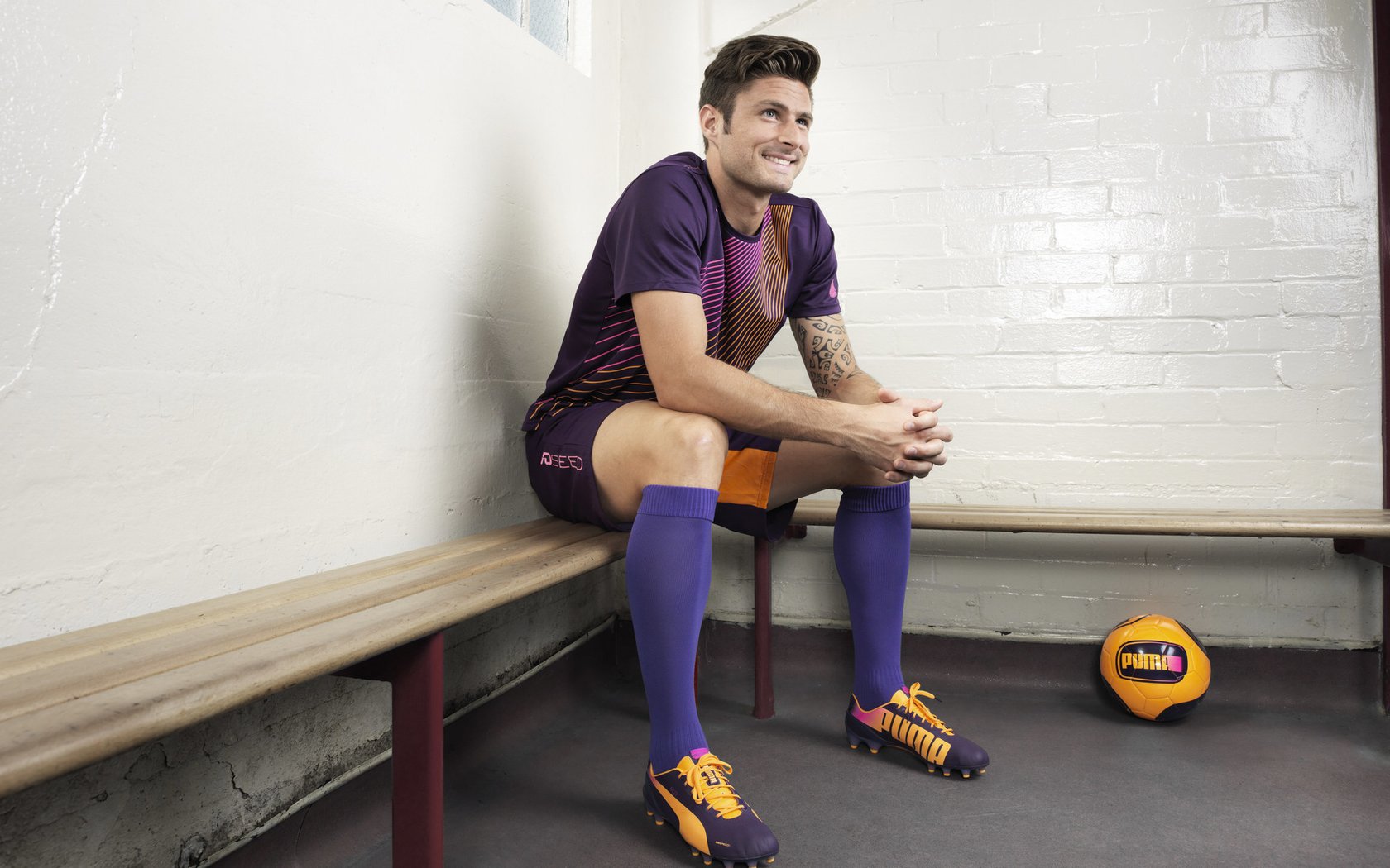 JIU YOU GAME-德甲攻势犀利：速度与力量的完美结合，德甲最快球员